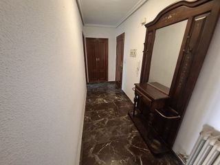 Piso en venta en Renfe - Bulevar 1º y 2º Fase en Jaén