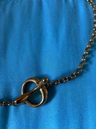 Collar/ gargantilla,  dorado con cierre de anilla