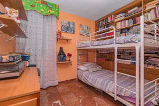 Piso en venta en Cervantes en Granada