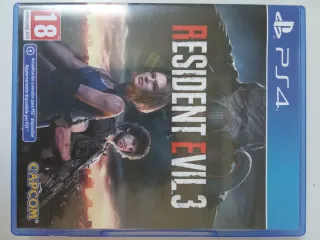 Consola PS4 + Mando y 3 Juegos