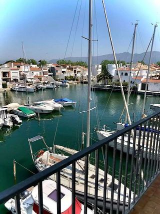 Piso en venta en Empuriabrava en Castelló d´Empúries