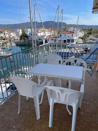 Piso en venta en Empuriabrava en Castelló d´Empúries