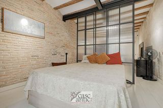 Piso en venta en El Raval en Barcelona