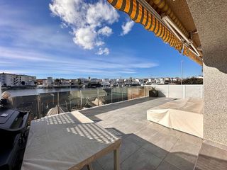 Casa adosada en venta en Empuriabrava en Castelló d´Empúries
