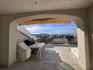 Casa adosada en venta en Empuriabrava en Castelló d´Empúries