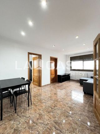 Piso en venta en Artigas - Llefià en Badalona