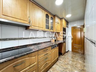 Piso en venta en Artigas - Llefià en Badalona