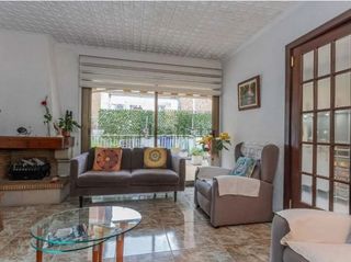 Casa adosada en venta en Pubilla Cases en Hospitalet de Llobregat, L´