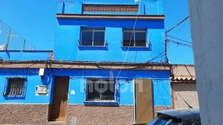 Casa adosada en venta en La Línea de la Concepción ciudad en Línea de la Concepción (La)