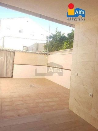 Chalet en venta en Arroyo de la Luz