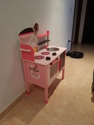 Cocina de juguete rosa