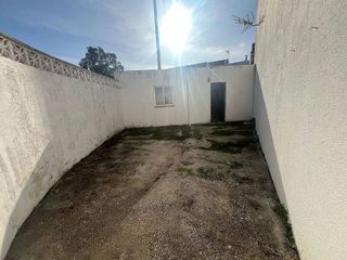 Casa pareada en venta en San García en Algeciras