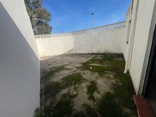 Casa pareada en venta en San García en Algeciras