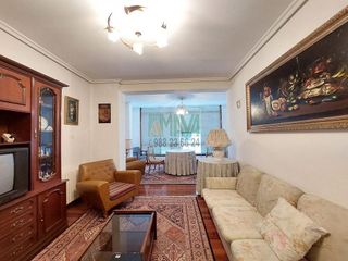 Chalet en venta en Ribadavia