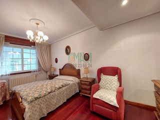 Chalet en venta en Ribadavia