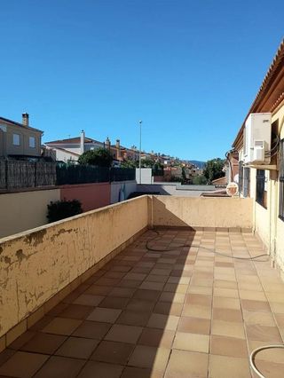 Chalet en venta en La Granja-La Colina-Los Pastores en Algeciras