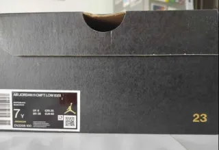 Air Jordan 11 CMFT Low GS