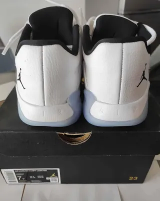 Air Jordan 11 CMFT Low GS