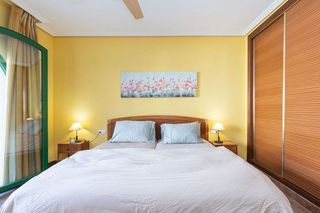 Piso en venta en Las Salinas en Roquetas de Mar