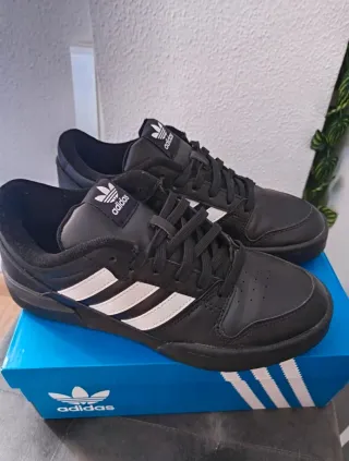 Adidas Team Court 2 STR J Negro Blanco