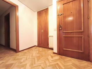 Piso en venta en Vista Alegre en Madrid