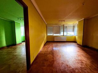 Piso en venta en General Dávila en Santander
