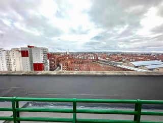 Ático en venta en Trobajo del Camino en San Andrés del Rabanedo