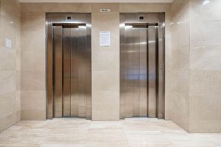 Piso en venta en Camino de Ronda - Rosaleda en Granada