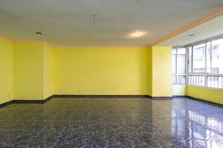 Piso en venta en Ensanche - Diputación en Alicante