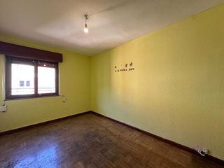 Piso en venta en Milán - Pumarín - Teatinos en Oviedo