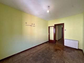 Piso en venta en Milán - Pumarín - Teatinos en Oviedo