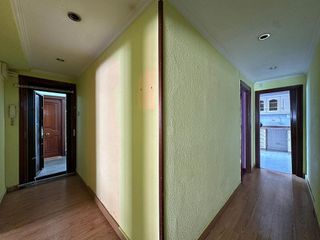 Piso en venta en Milán - Pumarín - Teatinos en Oviedo