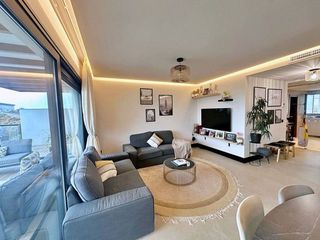 Piso en venta en Los Naranjos - Las Brisas en Marbella