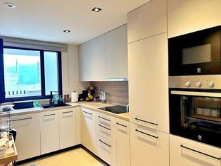 Piso en venta en Los Naranjos - Las Brisas en Marbella