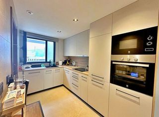 Piso en venta en Los Naranjos - Las Brisas en Marbella