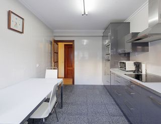 Piso en venta en Laviada en Gijón