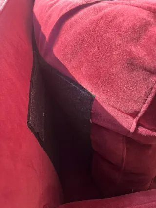 Sofá / banco de terciopelo, color burdeos/ vino