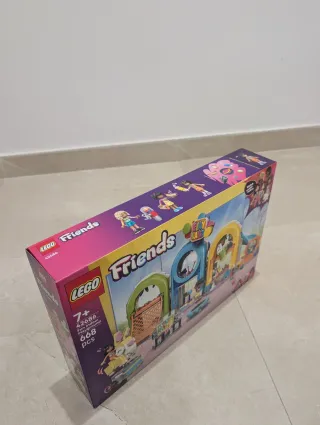 LEGO Friends Parque de Juegos Cubierto 42686