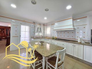 Chalet en venta en Puerto de Garrucha en Garrucha