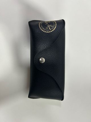 Gafas de sol Ray-Ban negras polarizadas