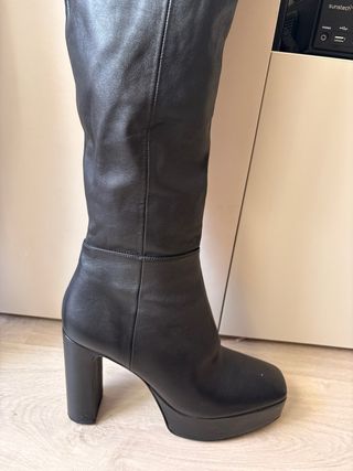 Botas altas Zara piel negras talla 40