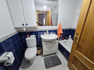 Piso en venta en Grove (O)