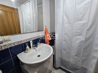 Piso en venta en Grove (O)