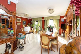 Dúplex en venta en Bola de Oro - Serrallo en Granada