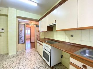 Piso en venta en Txagorritxu - El Pilar en Vitoria-Gasteiz