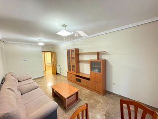 Piso en venta en Santa Cruz - Industria - Polígono Campollano en Albacete