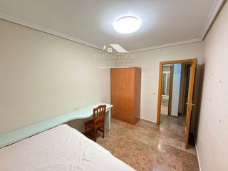 Piso en venta en Santa Cruz - Industria - Polígono Campollano en Albacete