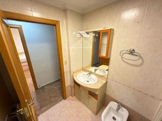 Piso en venta en Santa Cruz - Industria - Polígono Campollano en Albacete