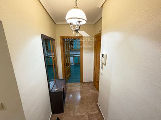 Piso en venta en Santa Cruz - Industria - Polígono Campollano en Albacete