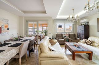 Piso en venta en Barrio Alto - San Félix - Oliveros - Altamira en Almería